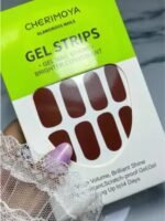 Si amas el acabado del esmalte semipermanente pero no tienes tiempo (o paciencia), los nuevos Gel Strips son para ti. Son stickers de gel real que se curan en lámpara en solo 15 minutos.  ✅ 14 piezas de diferentes tamaños.  ✅ Fácil de colocar (cero desastres).  ✅ Resultado profesional desde casa. ¡Tus manos listas para brillar en tiempo récord! 💅✨ #NailHack #BeautyInnovation #ManicuraExpress #NailInspo #HomeManicure